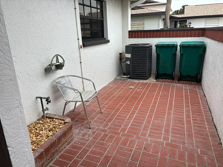 255 Paradise Blvd #18 — Photo 17
