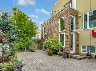 1909 9th St W #A, Kirkland, WA 98033