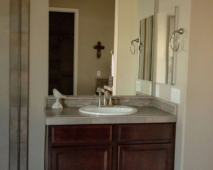 6331 S Fresno St — Photo 15