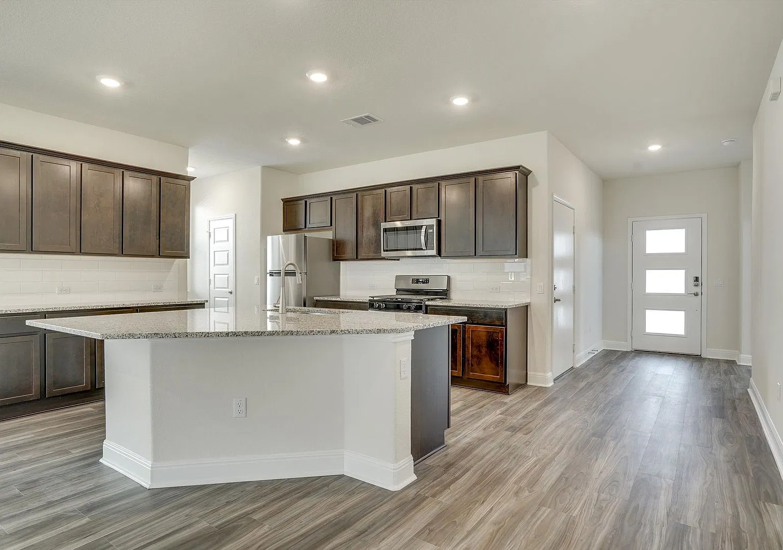 17900 Nepi Dr Pflugerville, TX 78660 — Photo 4