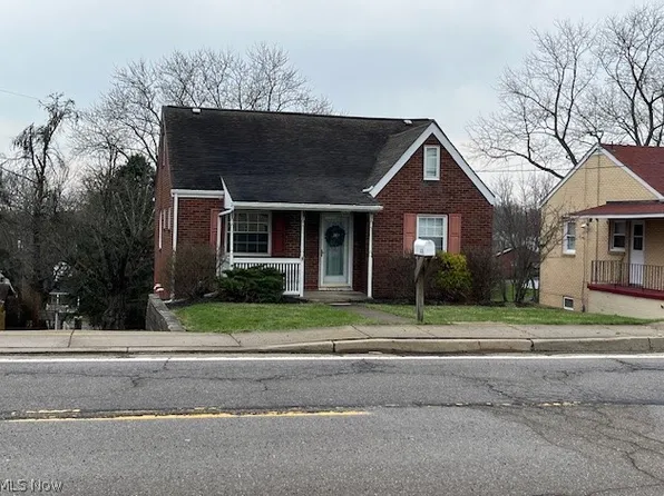 3636 Pennsylvania Ave, Weirton, WV 26062