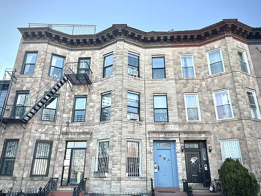 Rented by Brown Harris Stevens | media 18