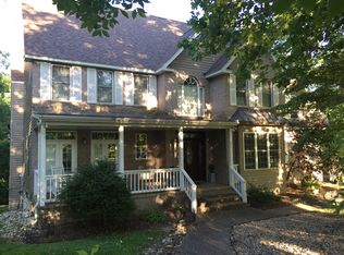 40 N Point Ct, Phillipsburg, MO 65020
