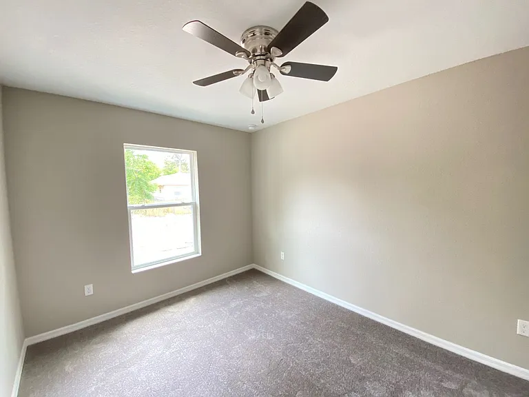 411 Water Rd — Photo 13