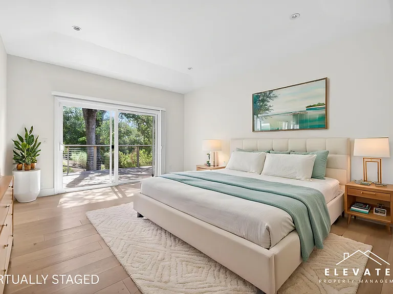 9400 Chalk Hill Rd — Photo 18