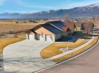 1417 Creekside Dr, Stevensville, MT 59870