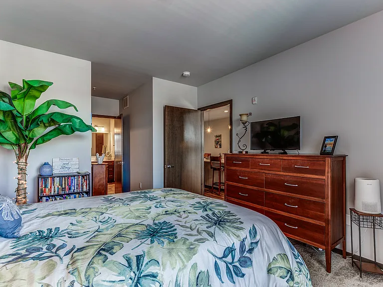 Clearpoint Apartments — Photo 13