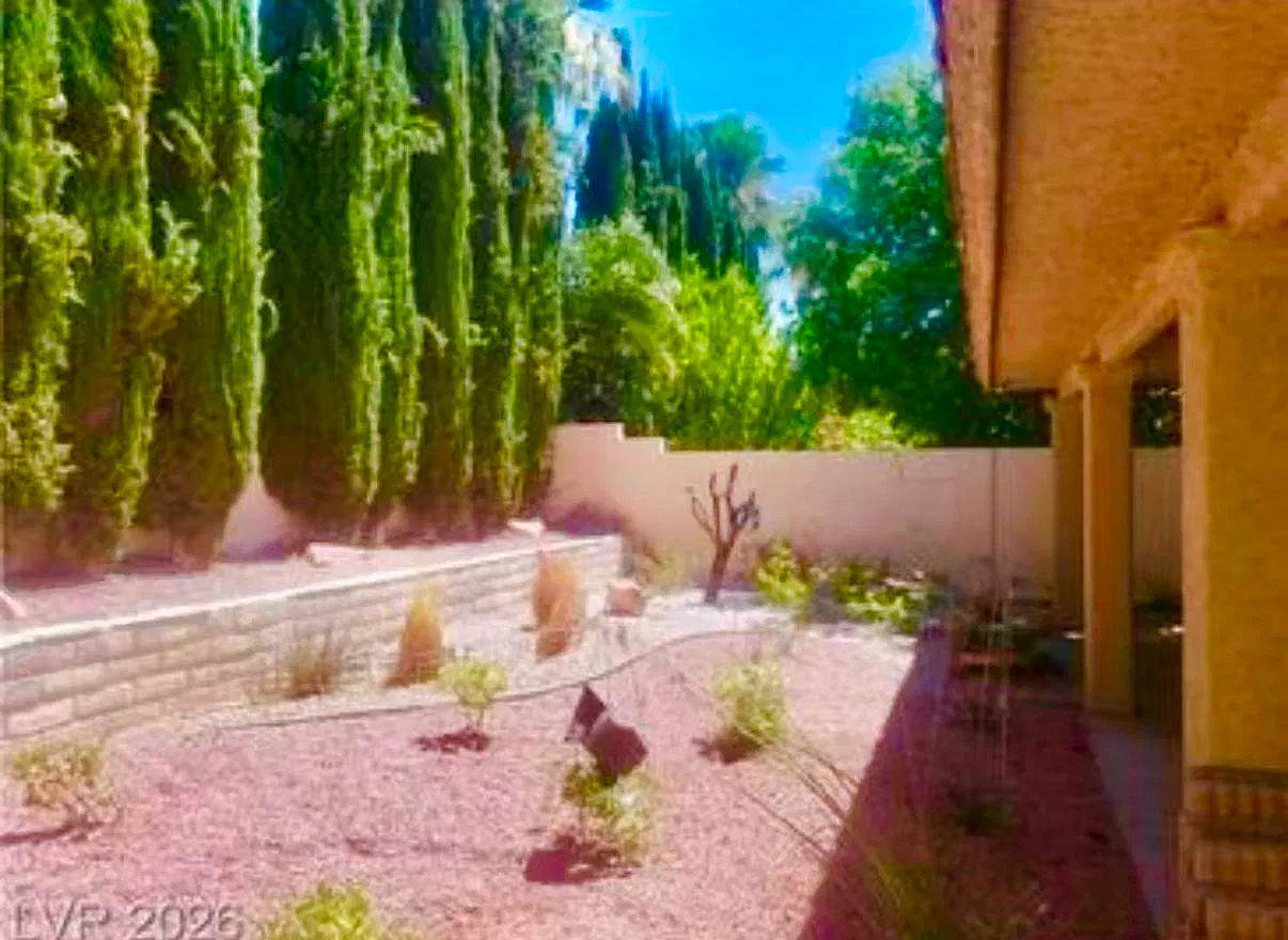 9328 Ricardo Ln — Photo 3