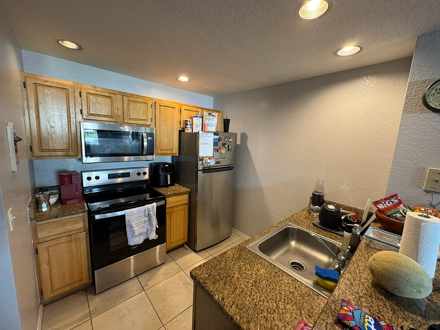 3 bed, 1296 sqft, $1,800 — Photo 3