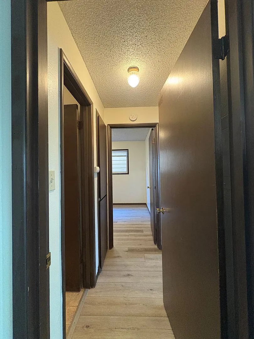 Sixteen Fifty-One Fir Street Apartments — Photo 2
