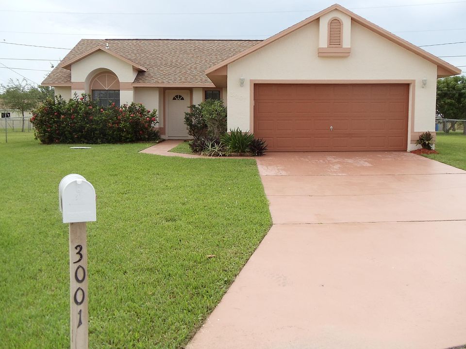 1st image of 3001 SE Tipton Court