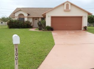 3001 SE Tipton Ct, Pt Saint Lucie, FL 34953