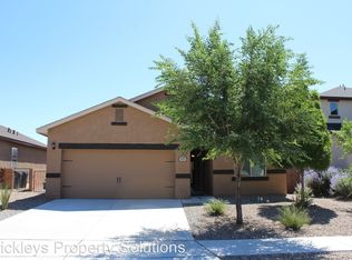 137 El Camino Loop NW, Rio Rancho, NM 87144