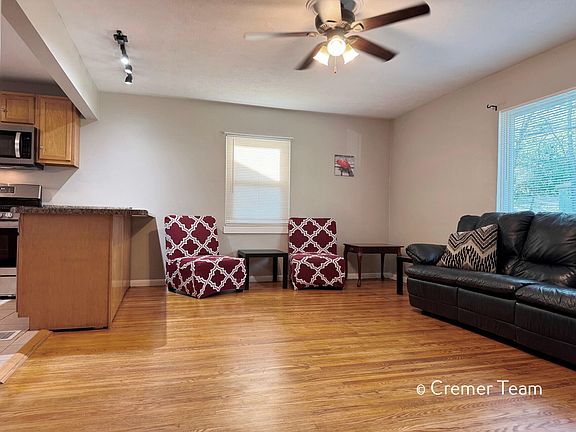 4th image of 304 Nancy St SE