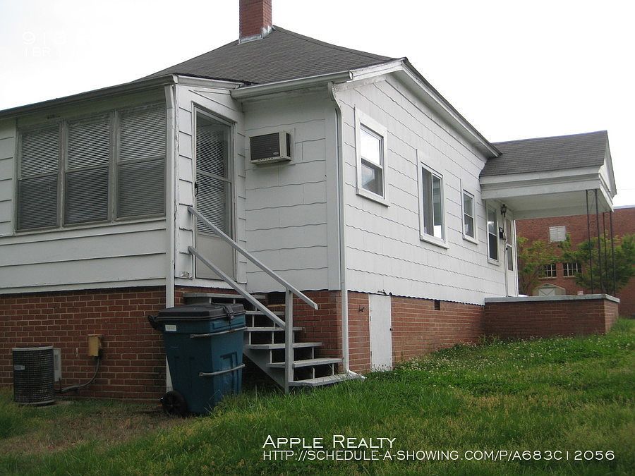 2nd image of 913 Edith St #A