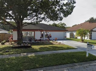 5922 Taywood Dr, Tampa, FL 33624