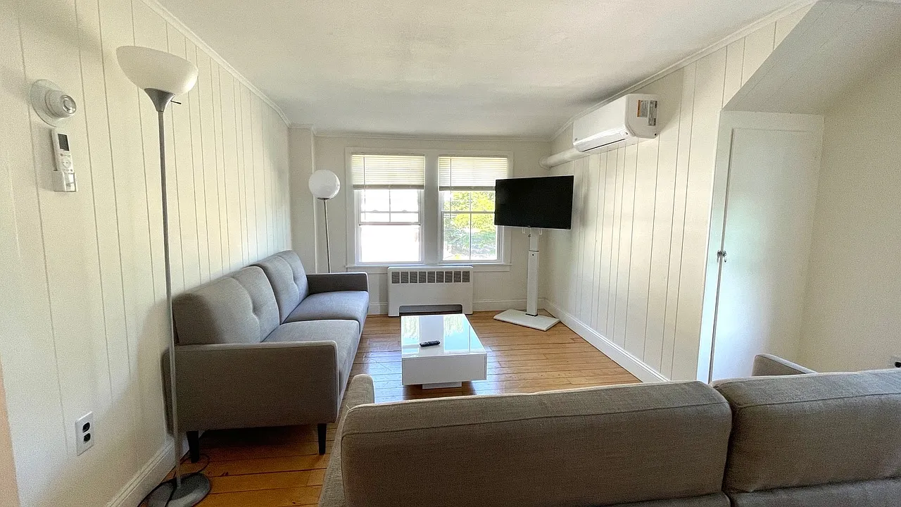 1 bed, 750 sqft, $2,600 — Photo 3