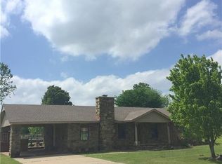 19157 Maple St, Spiro, OK 74959