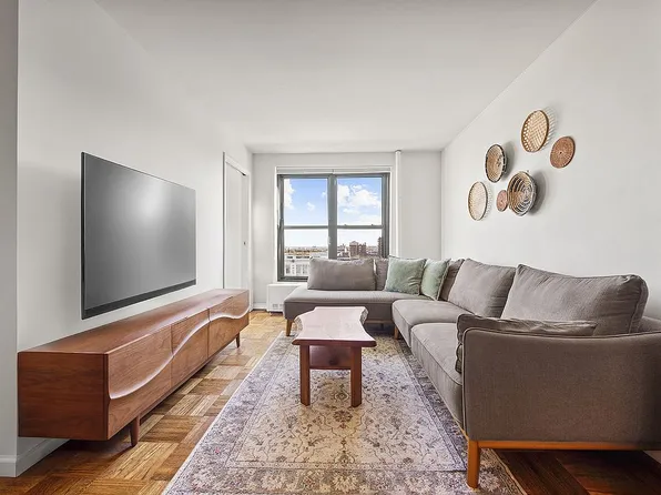 193 Clinton Ave APT 11C, Brooklyn, NY 11205