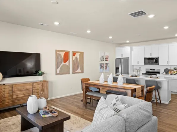 6559 N Malaya St, Aurora, CO 80019