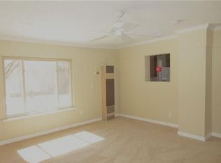 18249 Sunset St, Livonia, MI 48152