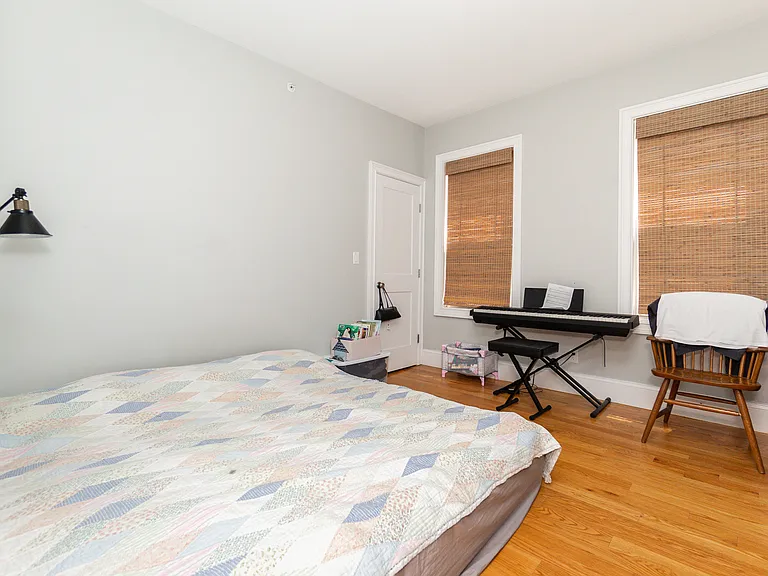 279 Concord Ave #2 — Photo 9