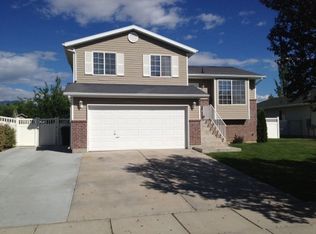 1724 N 2275 W, Clinton, UT 84015