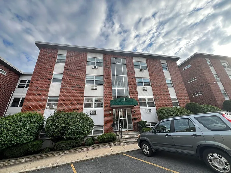 11A Commonwealth Ct #11 — Photo 17
