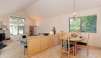 4th image of 1223 Whispering Oaks Dr