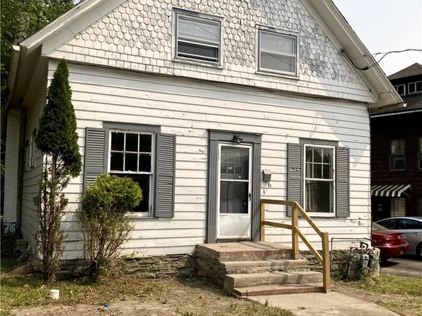 4 Tobes Hill Rd, Hornell, NY 14843