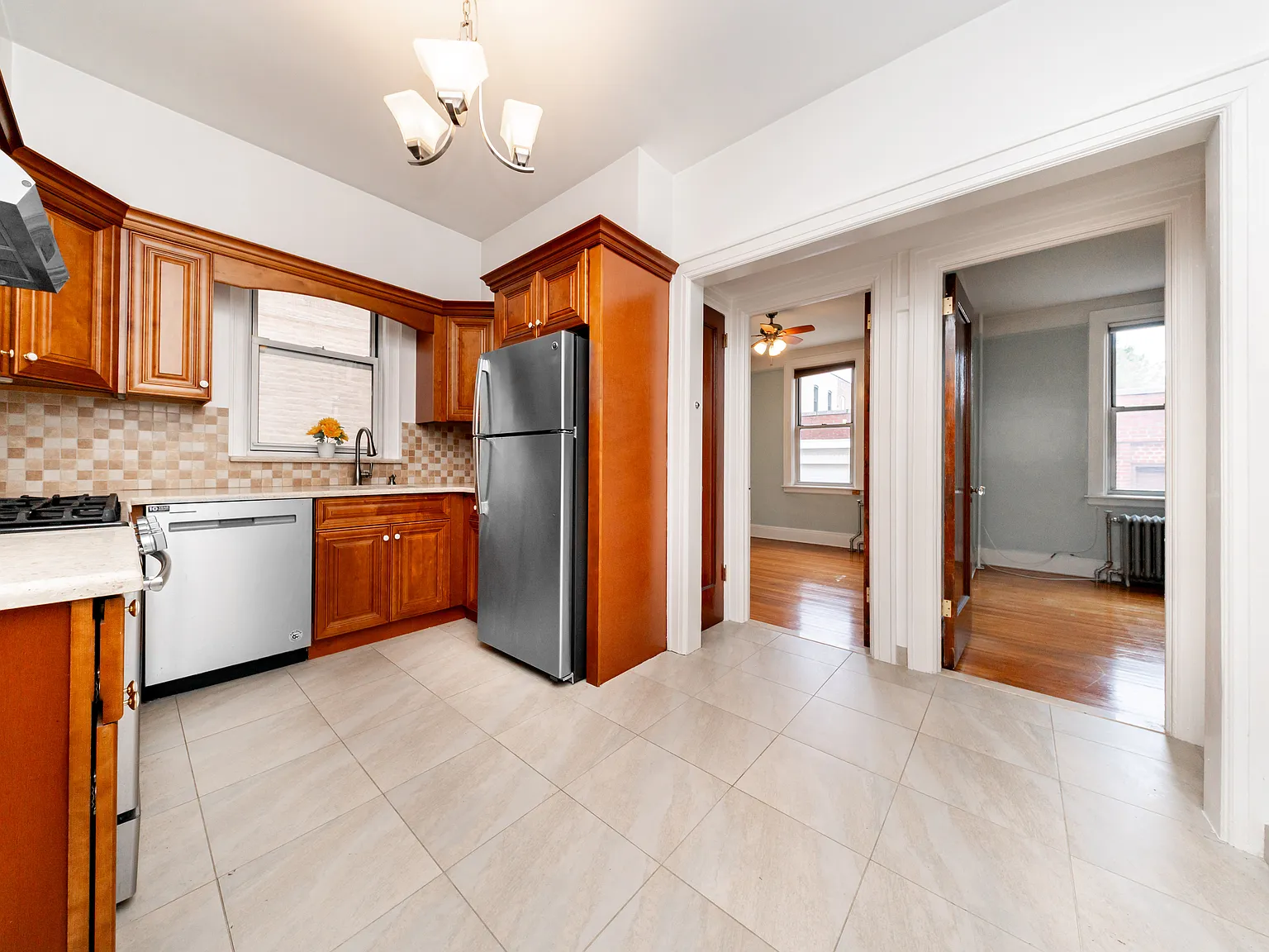 42-12 21st Avenue — Photo 2