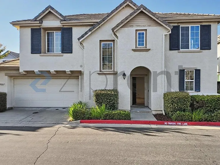 8464 Roseto Rd — Photo 2