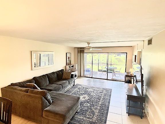 5th image of 131 Cypress Way E #A-2