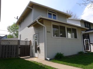 855 Carpenter Ave, Oak Park, IL 60304