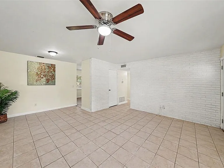 6717 Mornay Cir — Photo 8