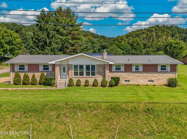 304 Russell Dr, Rogersville, TN 37857