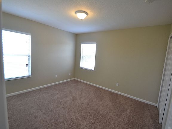 3rd image of 2832 Columbus Ave