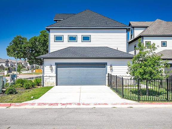 3rd image of 1301 Low Branch Ln #1