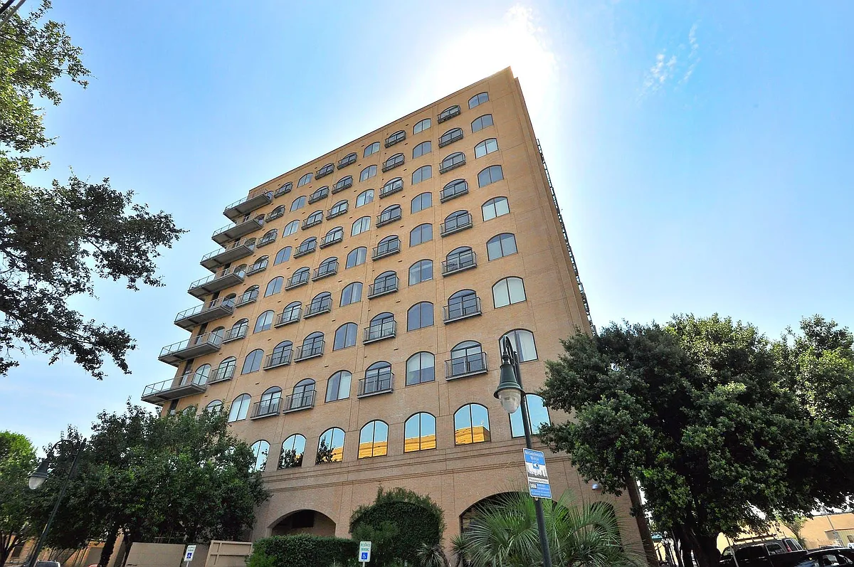 Photo 2 of 26 - 507 Sabine St #908 - Austin, TX Building Photo - 507 Sabine St #908