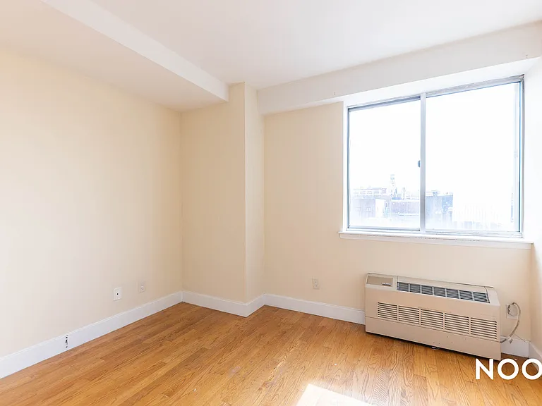 756 Myrtle Ave #4H — Photo 2