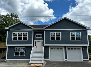 15 Bryant St, Cumberland, RI 02864