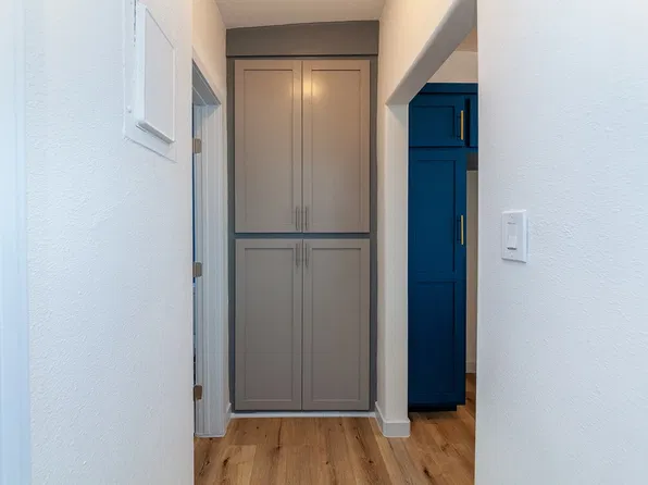 Beautiful Remodeled 1 bedroom in Long Beach