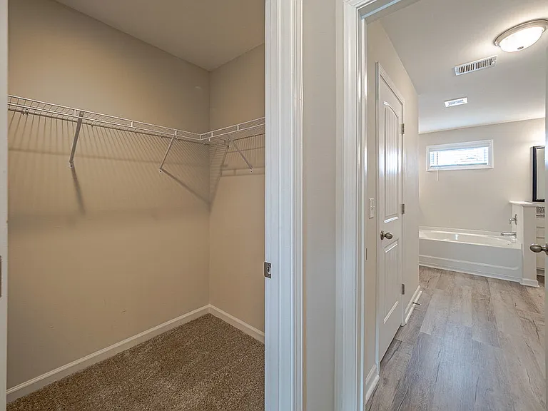 1545 Sawtooth Dr — Photo 30