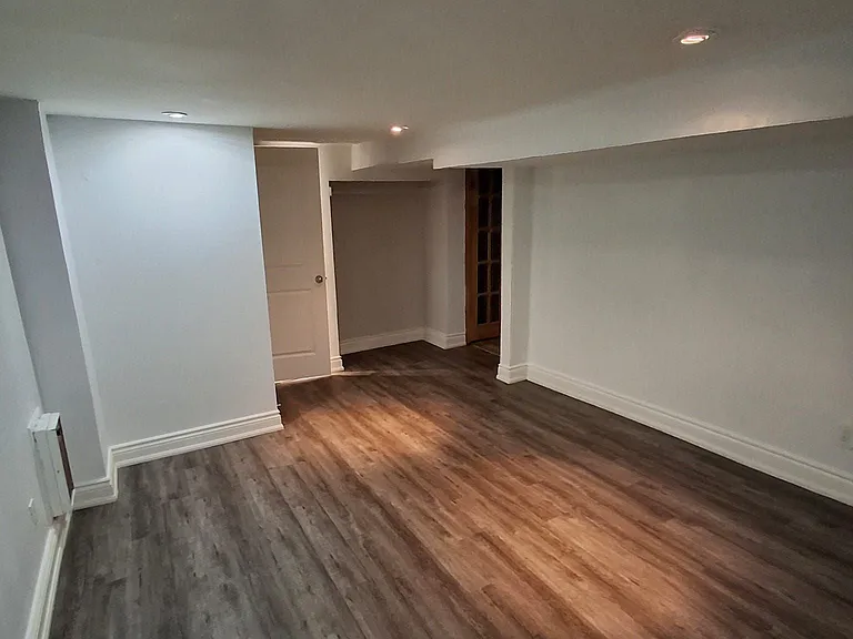 33 Woodward Ave #MAIN — Photo 7