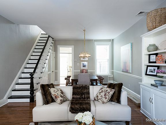 3rd image of 509 6th St NE