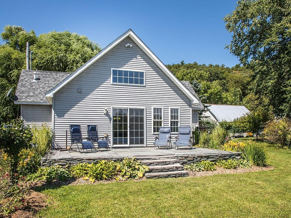 1st image of 558 Burr Pond Road