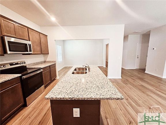 5th image of 146 Jepson Way