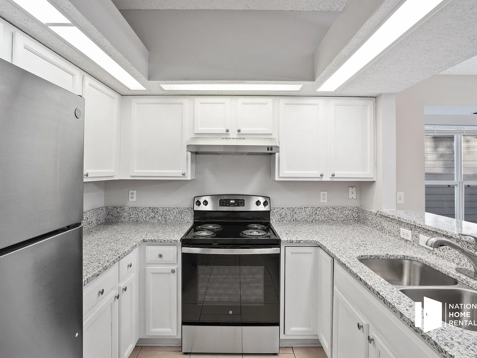 3 bed, 2.0 bath, 1264 sqft, $1,995 — Photo 2