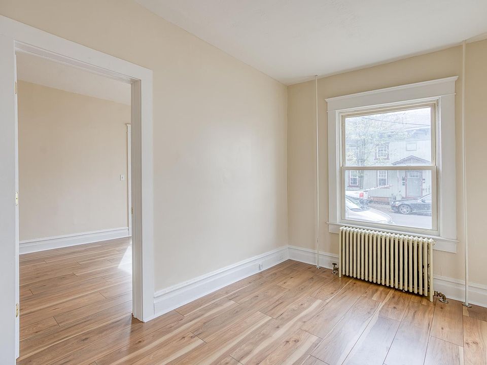 2nd image of 144 Saint James St APT 1