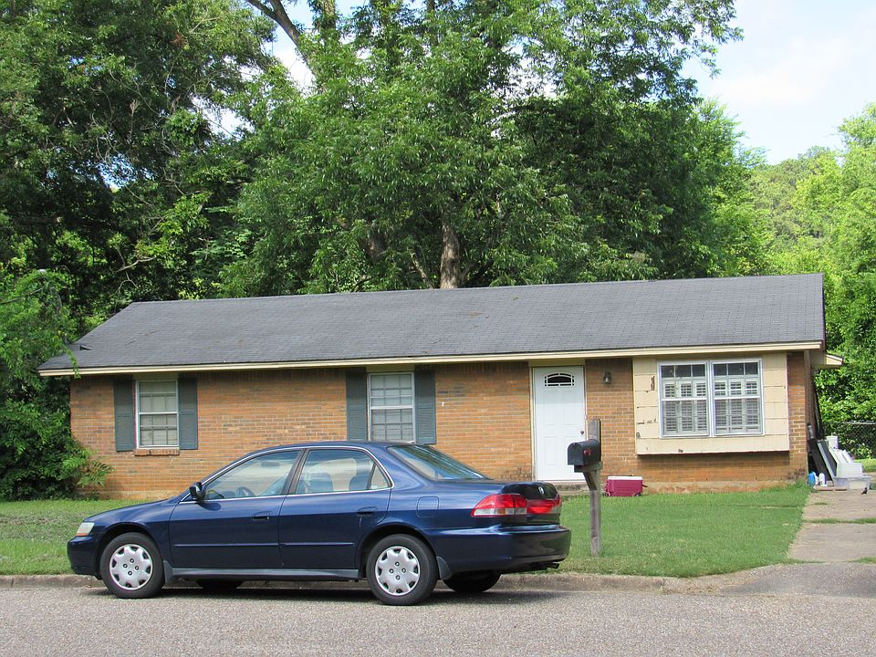 1st image of 3956 Fairfield Dr